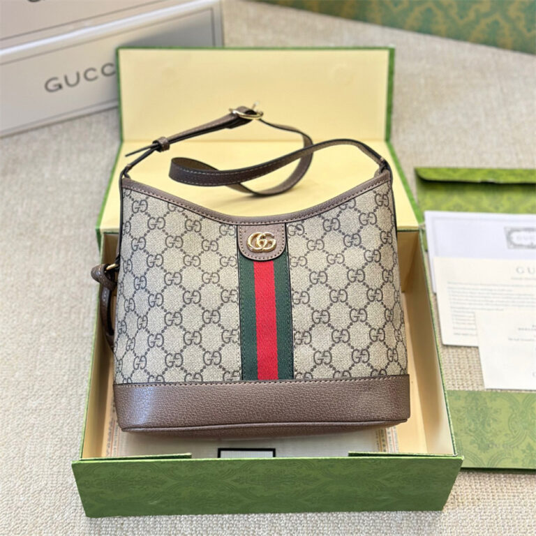 GUCCI Women Bag Shoulder Bag 23-18CM