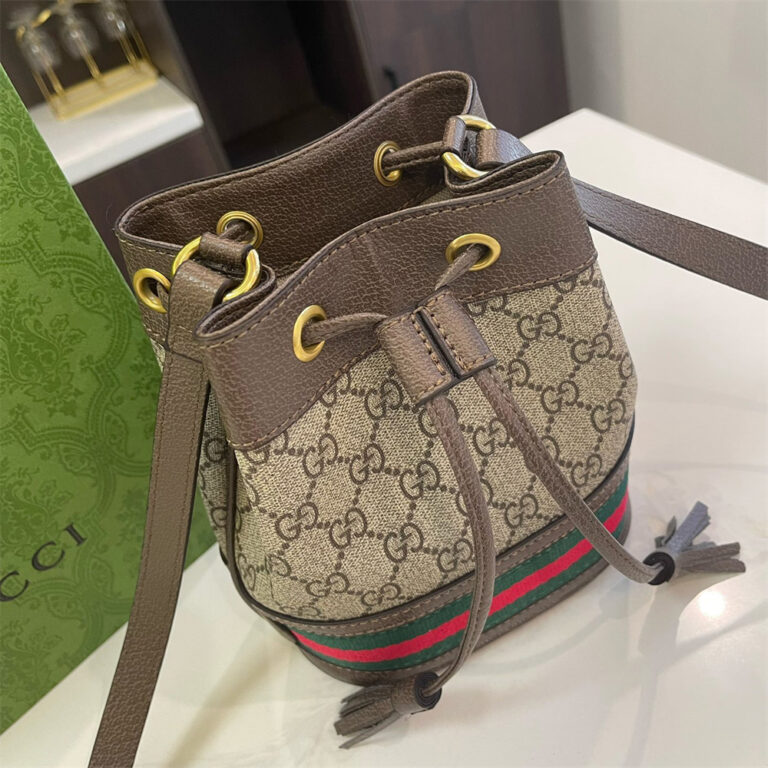 GUCCI Women Bag Crossbody Bag 16-20CM - Image 3