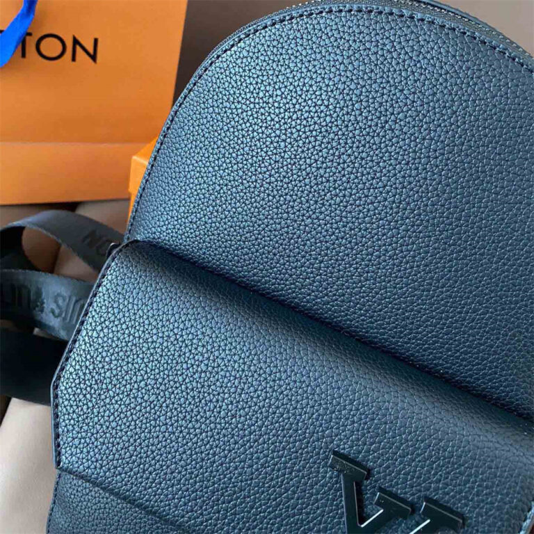 LV Women Man Bag Crossbody Bag 19-29CM - Image 9