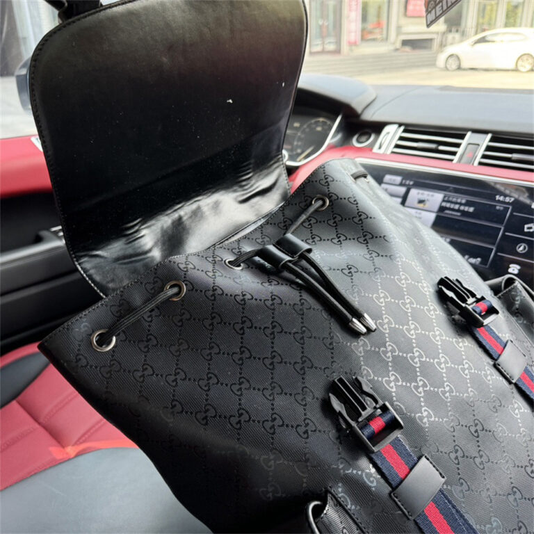 GUCCI Men Bag Backpack 34-42CM - Image 4