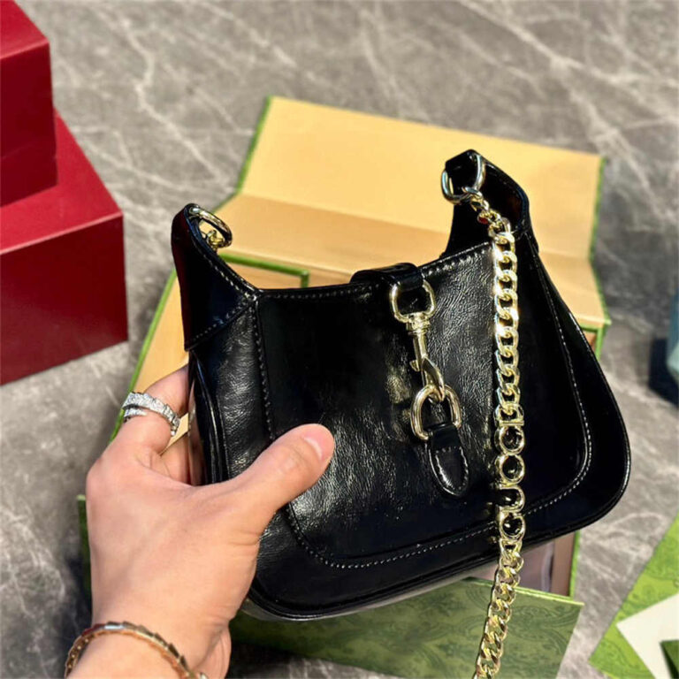 GUCCI Women Bag Shoulder Bag 19.5-18CM - Image 9