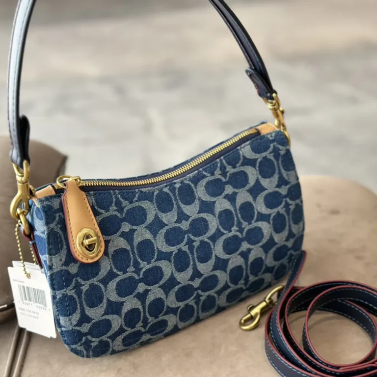 COACH Swinger Bag 23*12CM - Image 2