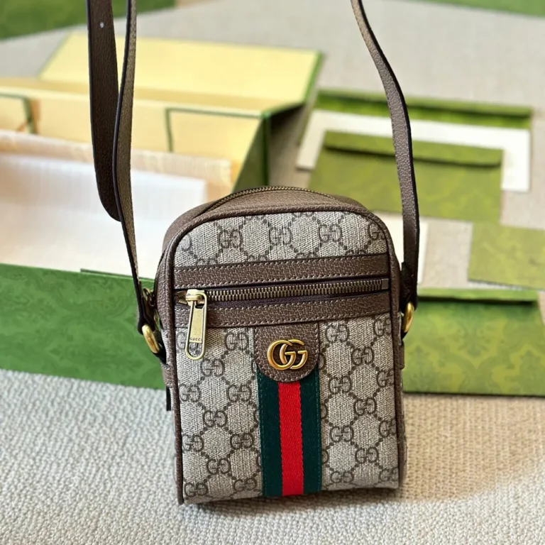 GUCCI Ophidia Mini Crossbody Bag 15*19CM - Image 4