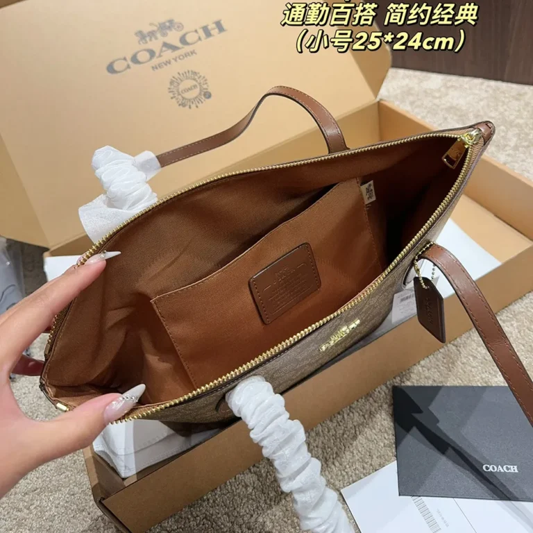 COACH Zip Top Tote Bag 25*24CM - Image 6