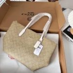 COACH Zip Top Tote Bag 25*23CM