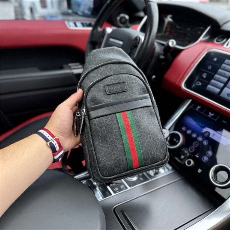GUCCI Men Women Bag Chest Pack 17-28CM - Image 5