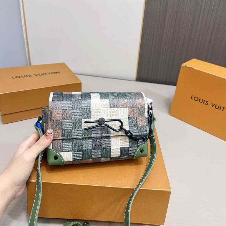 LV Women Bag Shoulder Bag 18-13CM - Image 2