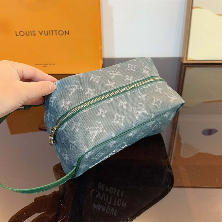 LV Women Bag Cosmetic Bag 23-13-13CM - Image 7