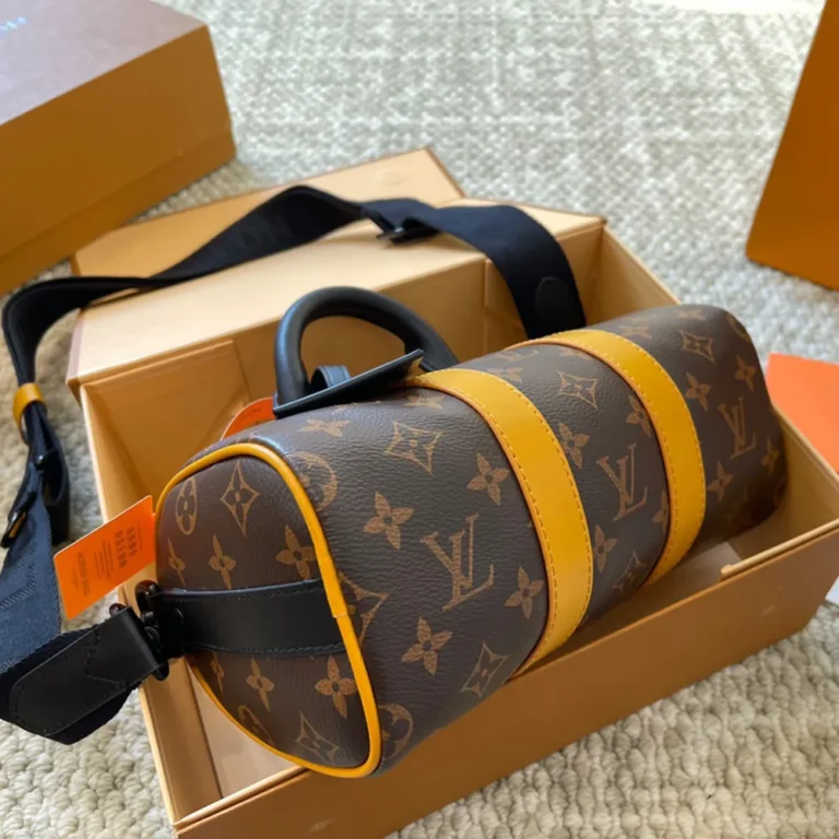 LV Louis Vuitton Keepall Bandoulière 25 Bag 25*14CM - Image 2