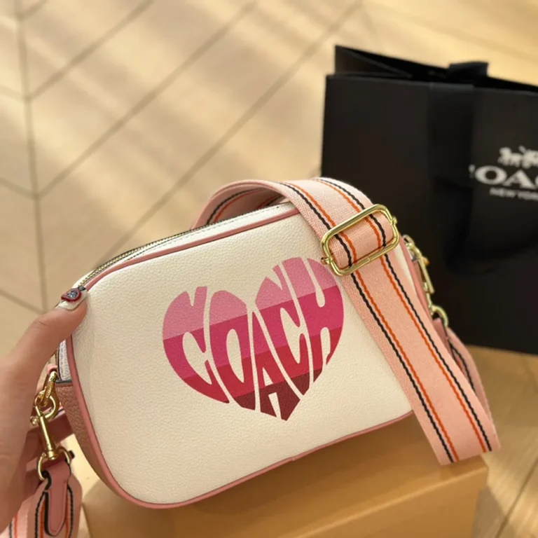 COACH Camera Bag 21*14CM - Image 3