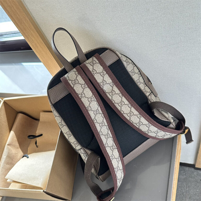 GUCCI Women Bag Backpack 26-30CM - Image 8