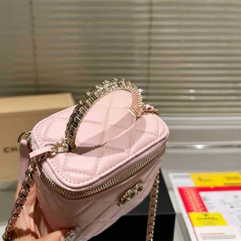 CHANEL Women Bag Shoulder Bag 11-8.5CM - Image 4