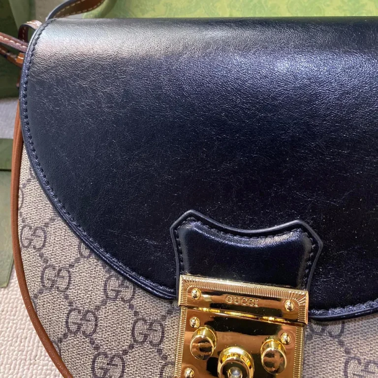 GUCCI Padlock Saddle Bag 24*7*20CM - Image 2