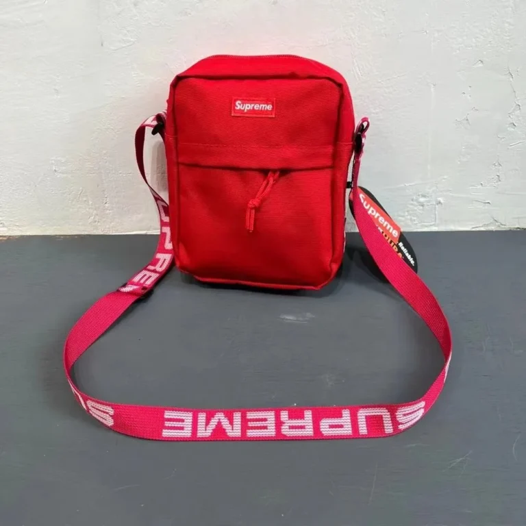 SUPREME 18SS Crossbody Bag - Image 10
