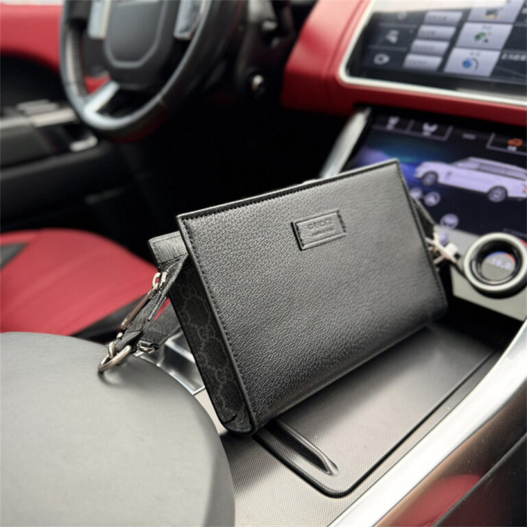 GUCCI Men Bag Handbag 22-14CM - Image 6