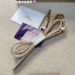 COACH Swinger Bag 23*12CM