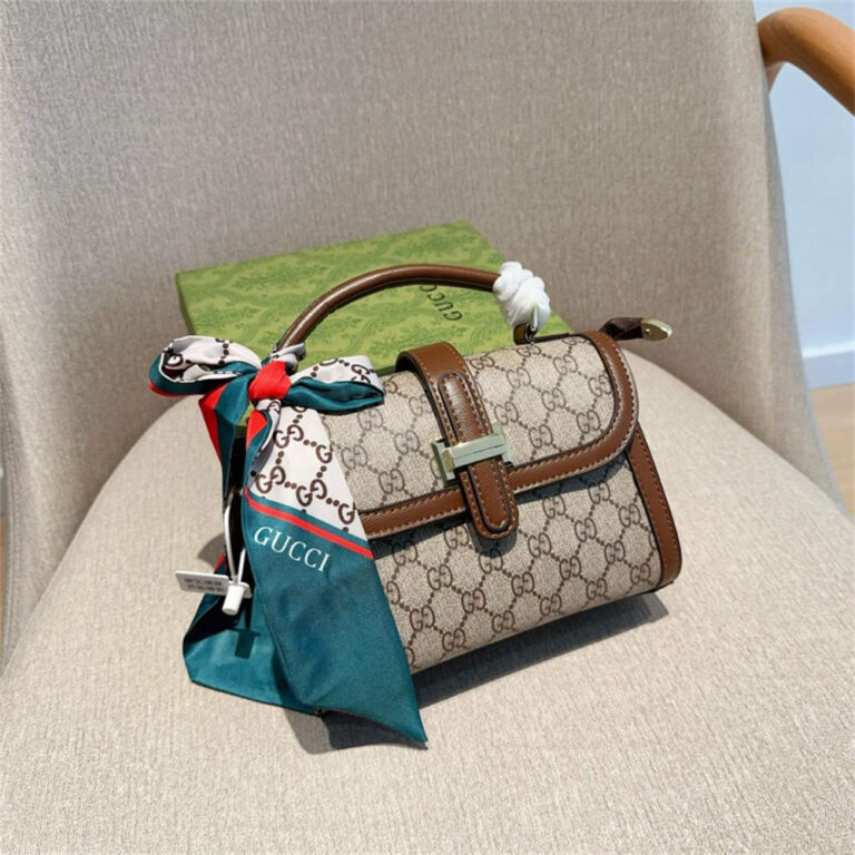 GUCCI Women Bag Handbag 21-15CM
