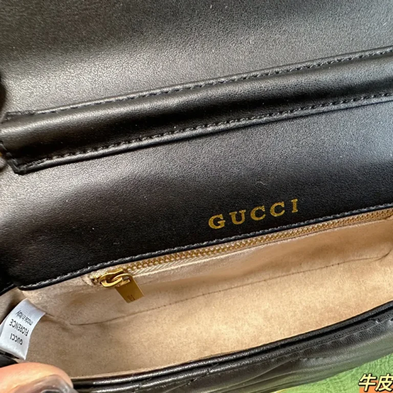 GUCCI Marmont Mini Crossbody Bag 20*12CM - Image 8