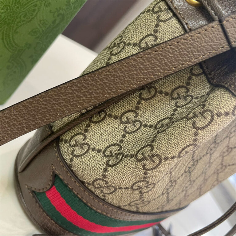 GUCCI Women Bag Crossbody Bag 16-20CM - Image 7