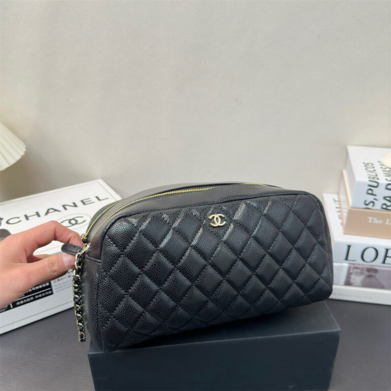 CHANEL Women Bag Cosmetic Bag 25-14CM - Image 9