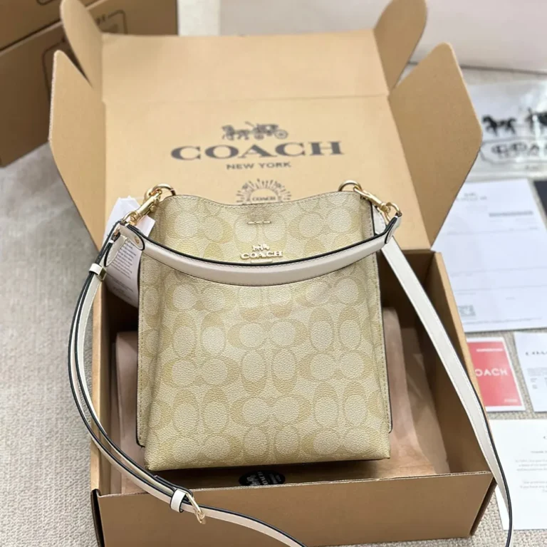 COACH Mollie Bucket Bag 20*22CM - Image 2