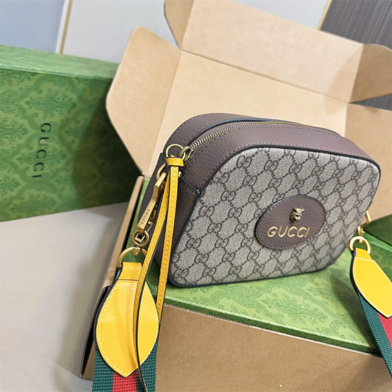 GUCCI Men Women Bag Crossbody Bag 25-16CM - Image 8