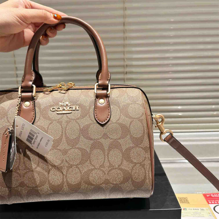 COACH Women Bag Shoulder Bag 26CM - Image 5