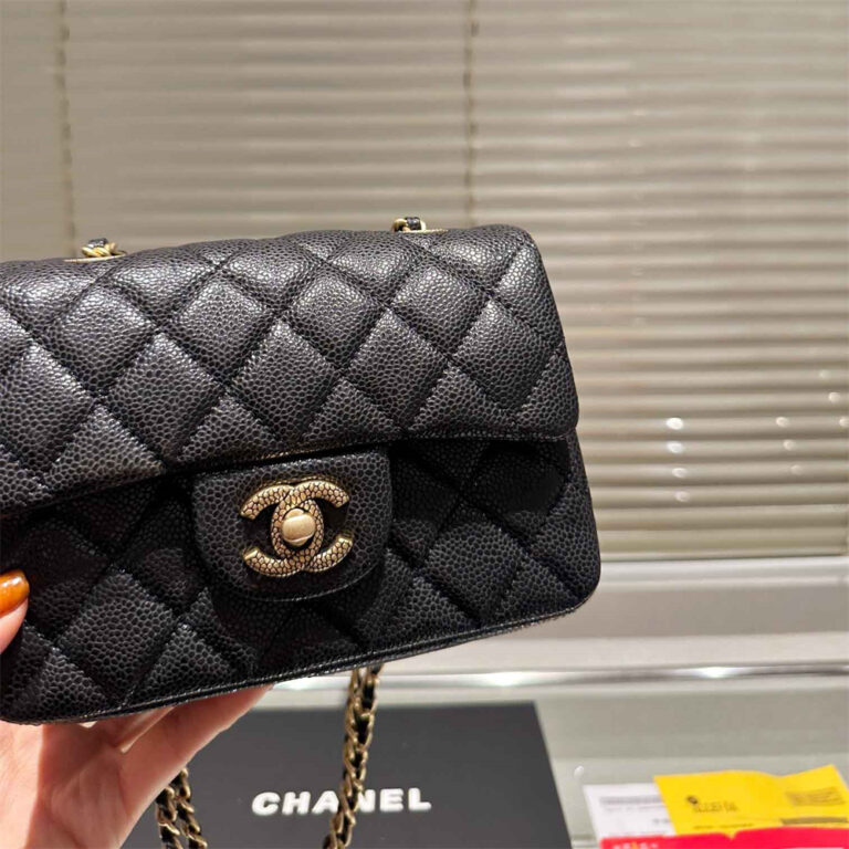 CHANEL Women Bag Shoulder Bag 19-13CM - Image 9