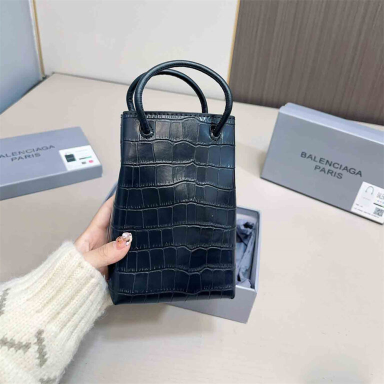 BALENCIAGA Women Man Bag Crossbody Bag 12-18CM - Image 3