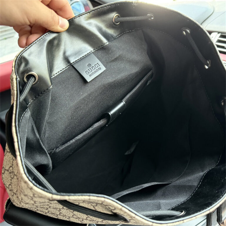 GUCCI Men Bag Backpack 34-42CM - Image 7