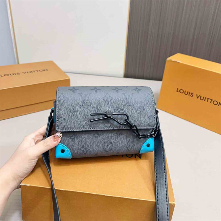 LV Women Bag Shoulder Bag 18-13CM - Image 9