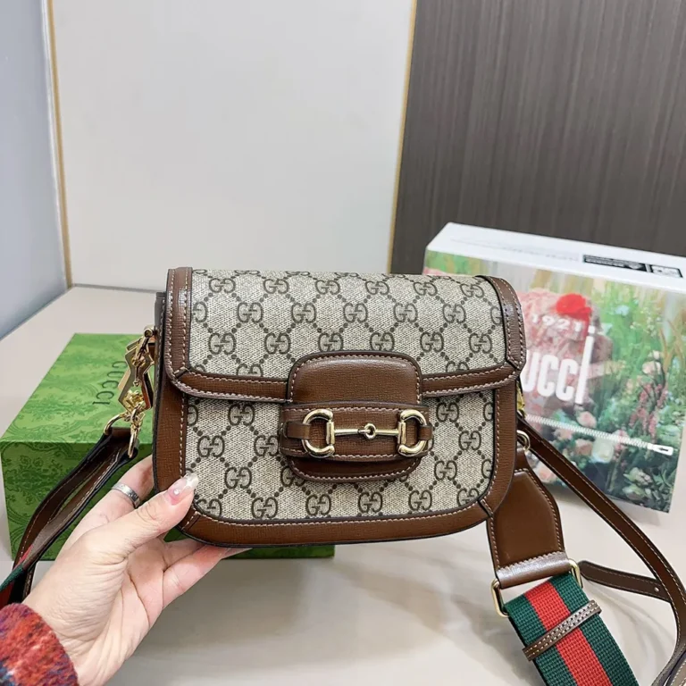 GUCCI Horsebit 1955 Bag 22*16CM