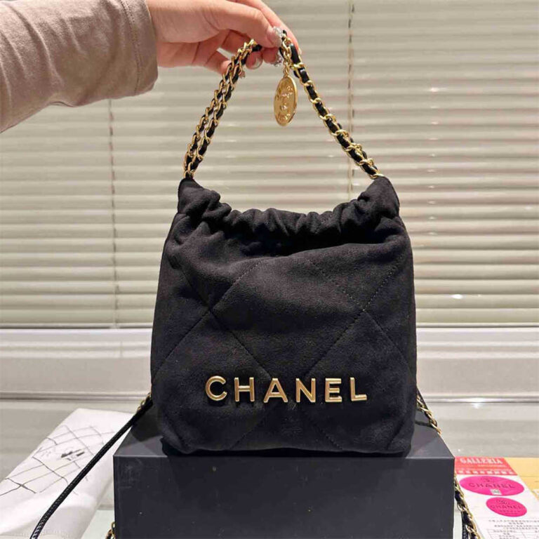 CHANEL Women Bag Shoulder Bag 20-20CM