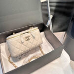 CHANEL Women Bag Cosmetic Bag 17-10CM