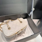 CHANEL Women Bag Cosmetic Bag 17-10CM
