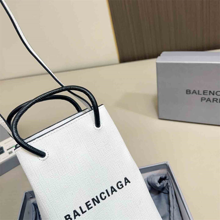 BALENCIAGA Women Man Bag Crossbody Bag 12-18CM - Image 6