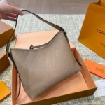 LV Louis Vuitton CarryAll Bag 31*21CM