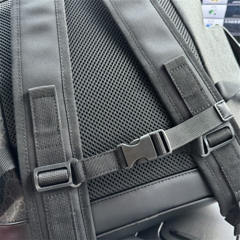 GUCCI Men Bag Backpack 34-42CM - Image 6