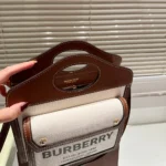 BURBERRY Pocket Bag 23*18CM