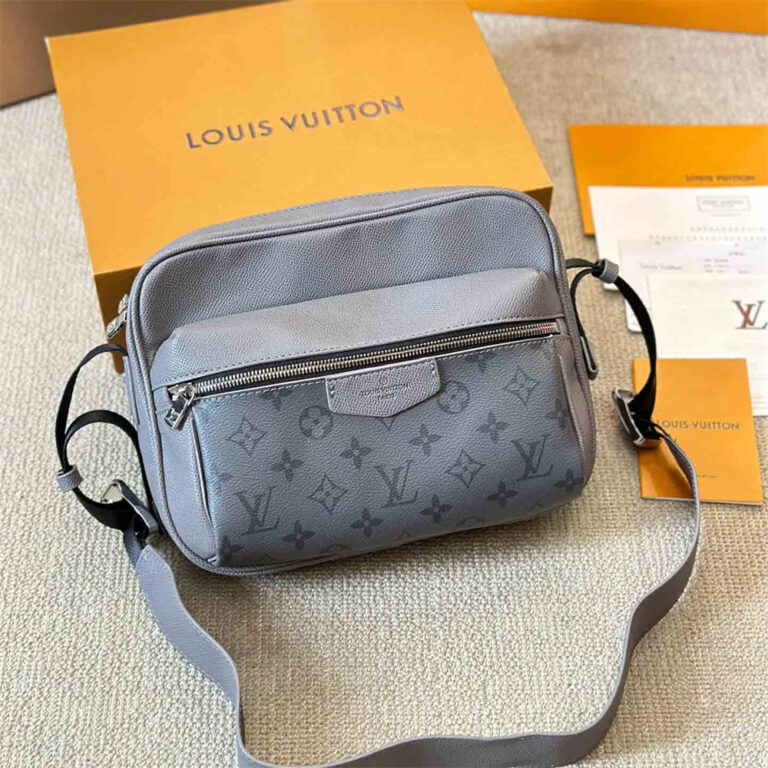 LV Men Bag Crossbody Bag 26-20-10.5CM - Image 2