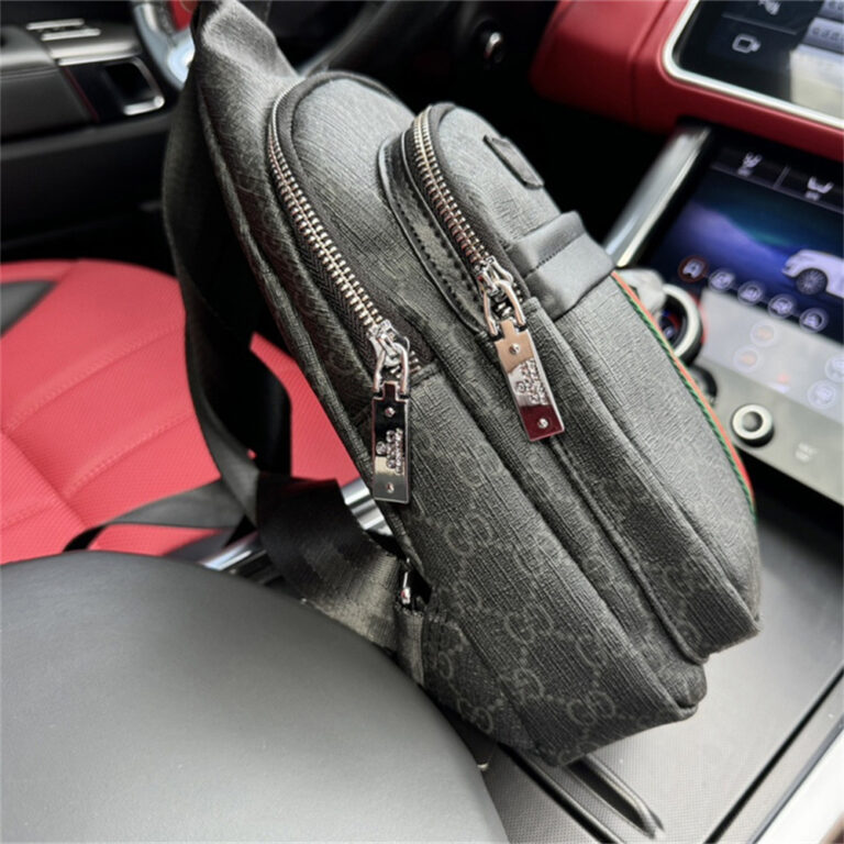 GUCCI Men Women Bag Chest Pack 17-28CM - Image 4