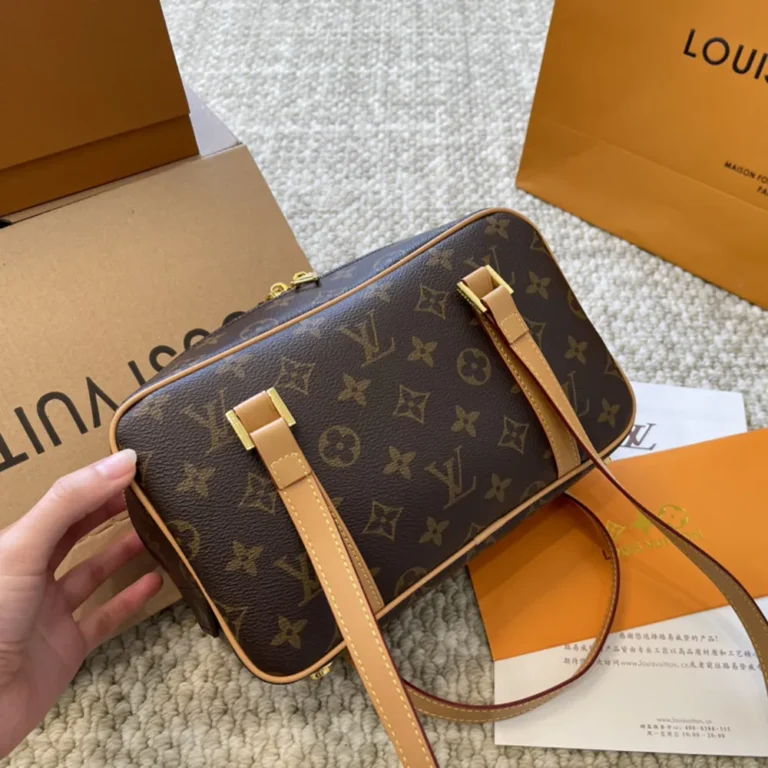LV Louis Vuitton Cite Shoulder Bag 24*15CM - Image 5