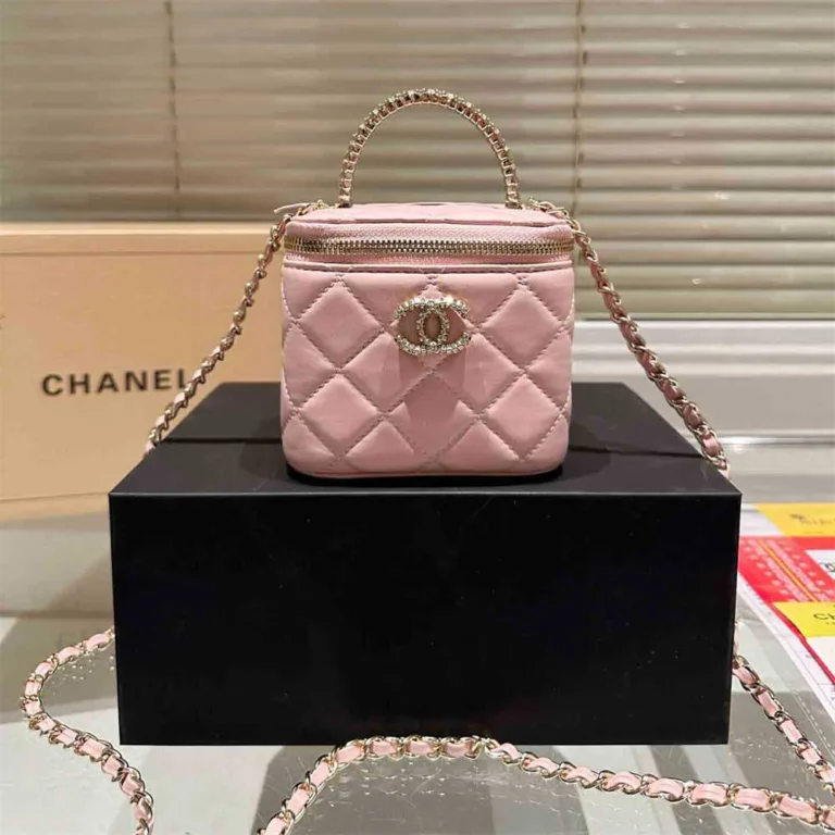 CHANEL Women Bag Shoulder Bag 11-8.5CM - Image 8