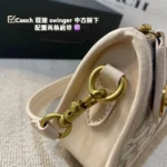 COACH Swinger Bag 23*12CM