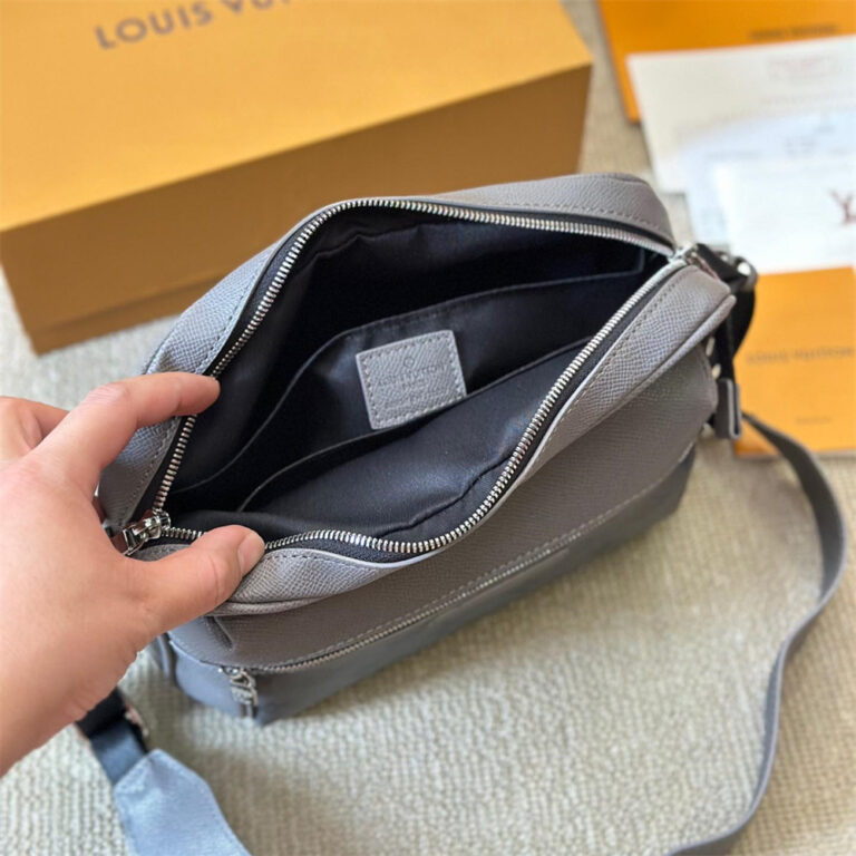 LV Men Bag Crossbody Bag 26-20-10.5CM - Image 8