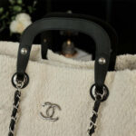 CHANEL Women Bag Shoulder Bag 41-30CM