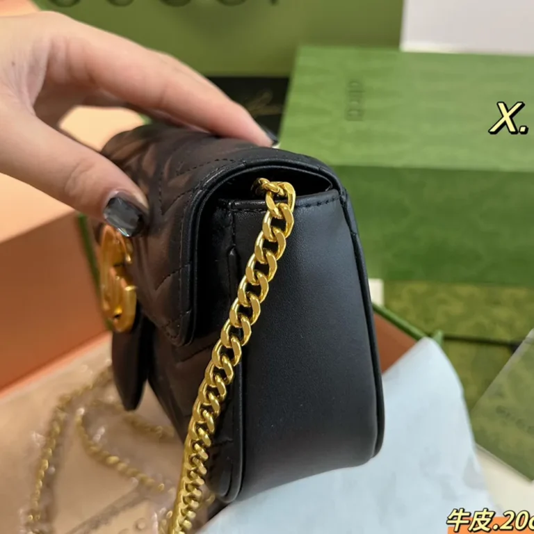 GUCCI Marmont Mini Crossbody Bag 20*12CM - Image 6