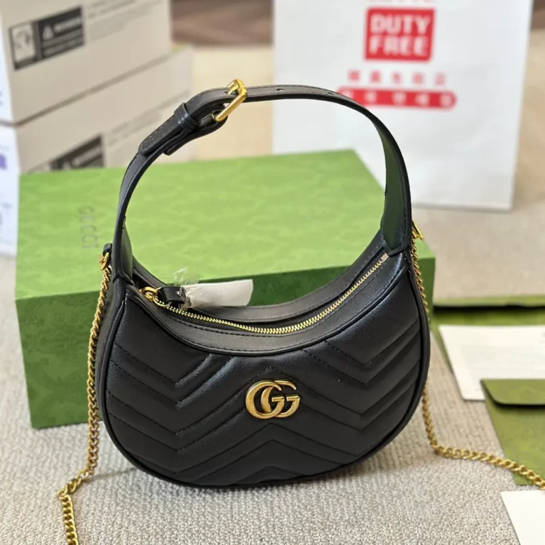 GUCCI Marmont Half Moon Mini Bag 20*12CM - Image 5