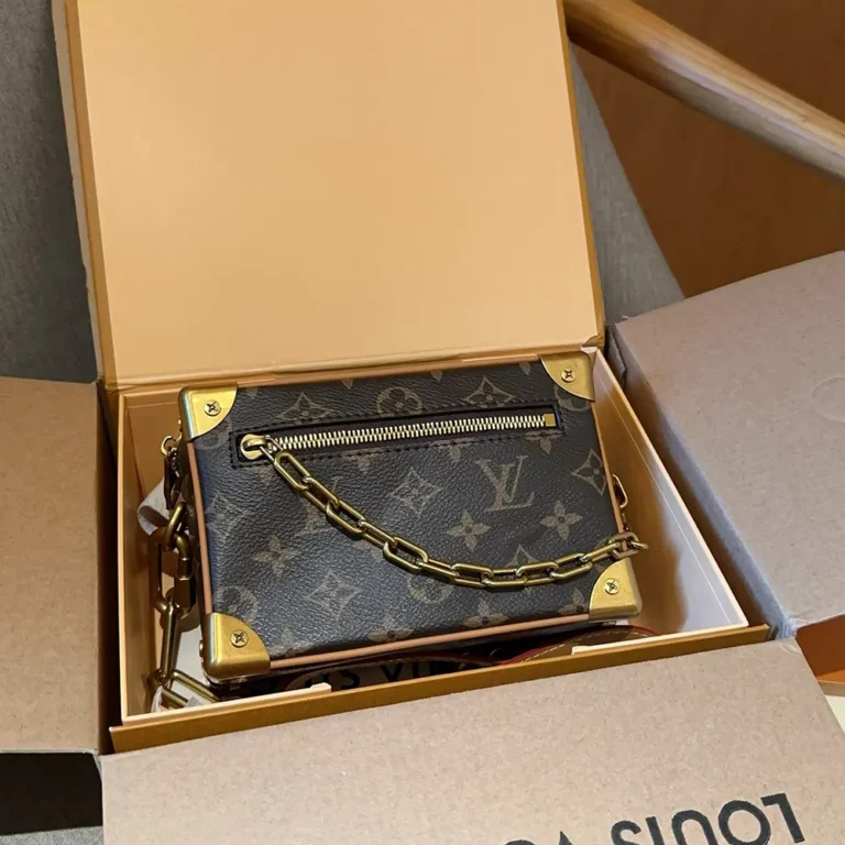 LV Louis Vuitton Soft Trunk M44480 20CM