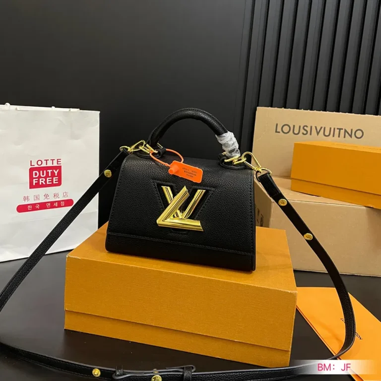 LV Louis Vuitton Twist Handbag 20*15CM